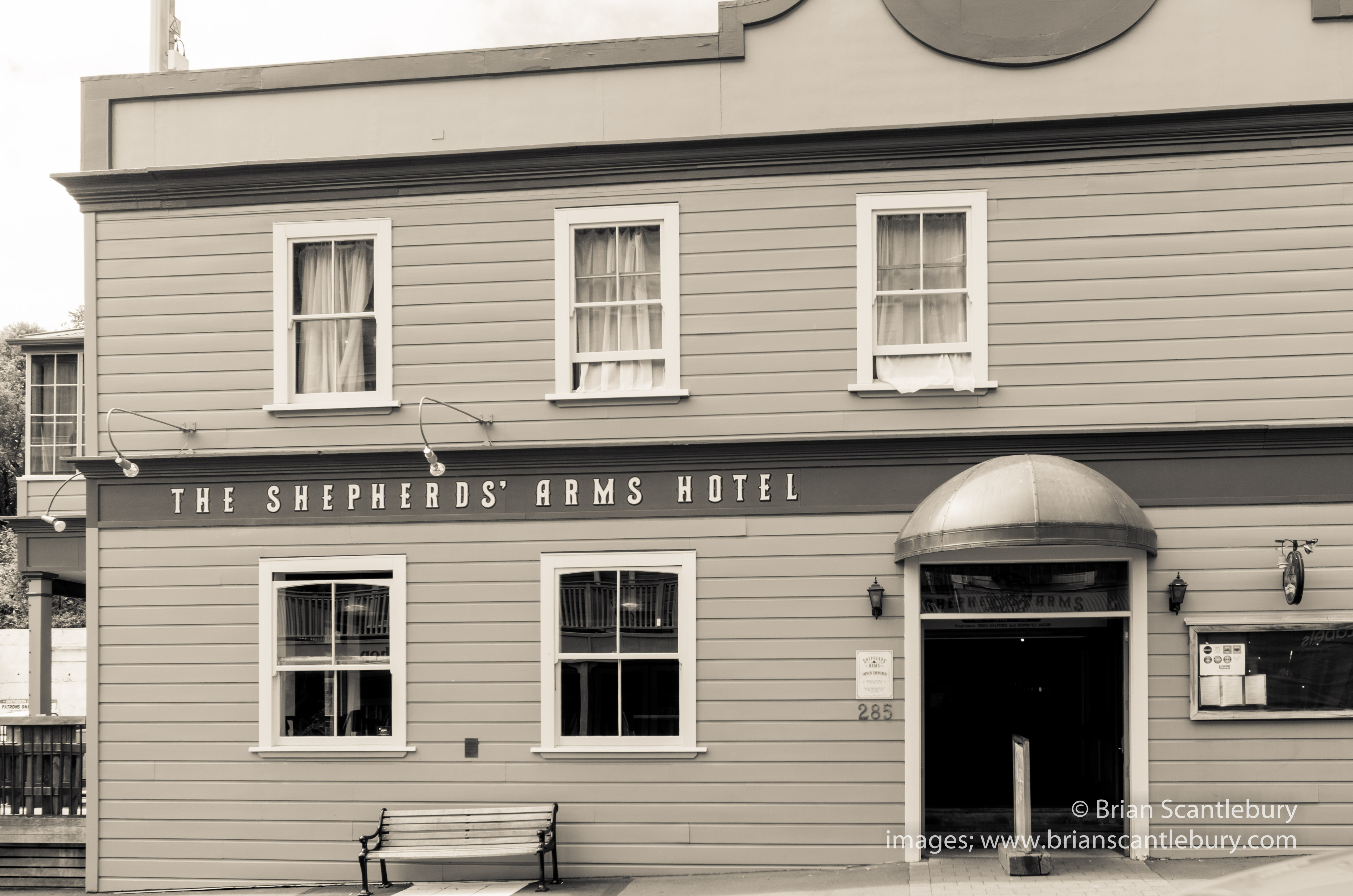 Wellington architecture Shepherd's Arms Hotel in Tinakori.